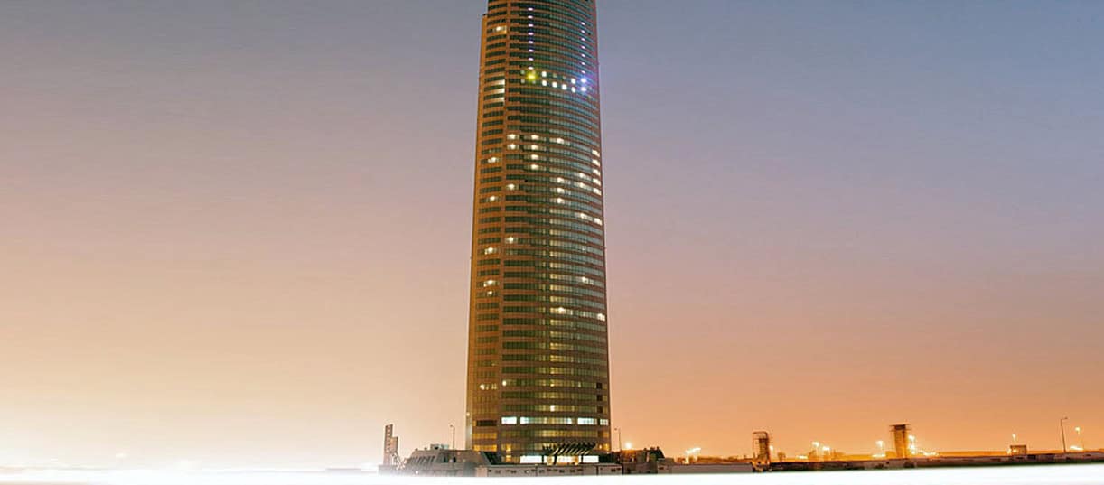 Tamkeen Tower exterior in Riyadh business district