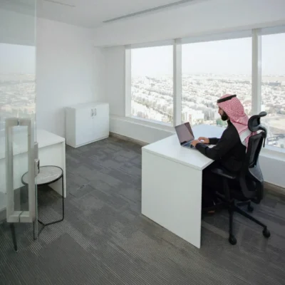 Serviced Offices vs Traditional Offices in Riyadh